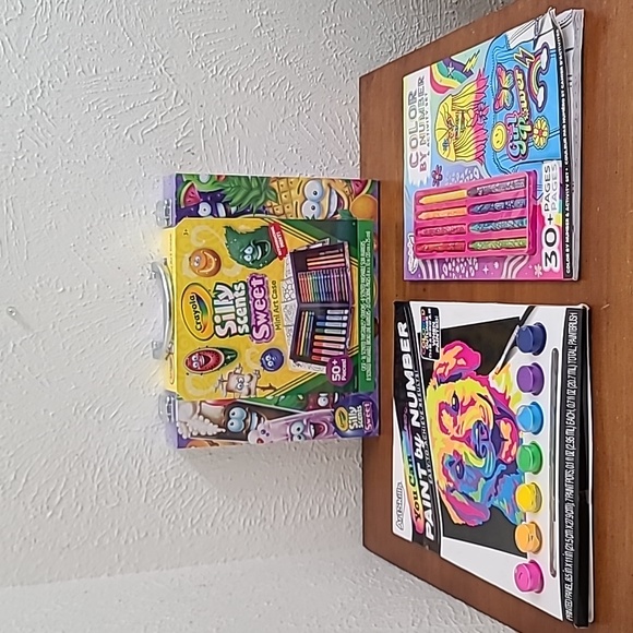 Crayola Art Skills 3pc Children's Coloring Book Marker Crayon Easy Painting Set - Picture 3 of 15